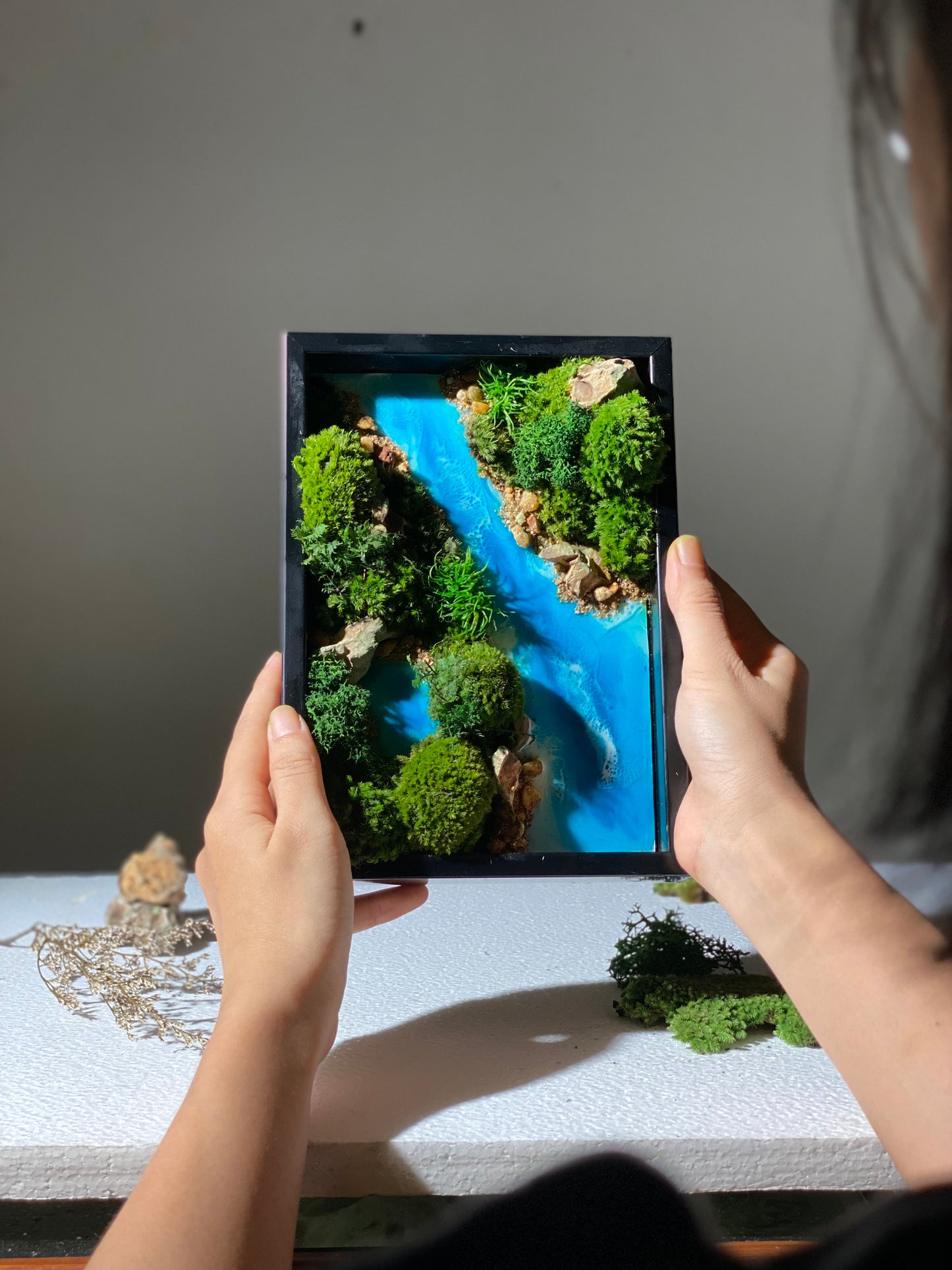 Preserved Moss Frame – Timeless Green Decor for Home & Office